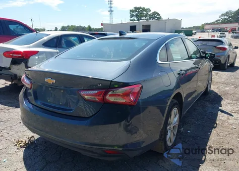 2021 Chevrolet Malibu Lt z USA, uszkodzony, nr VIN 1G1ZD5ST6MF070646